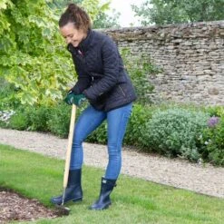 Wilkinson Sword Stainless Steel Lawn Edging Blade 8 Wilkinson Sword Stainless Steel Lawn Edging Blade -The Old Railway Line 5050581000345 3