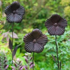 Wilstone 127cm Iron Poppy Flower Garden -The Old Railway Line 5060345971767 3